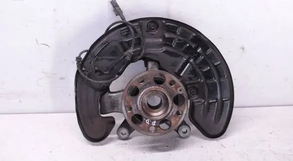 Front wheel hub