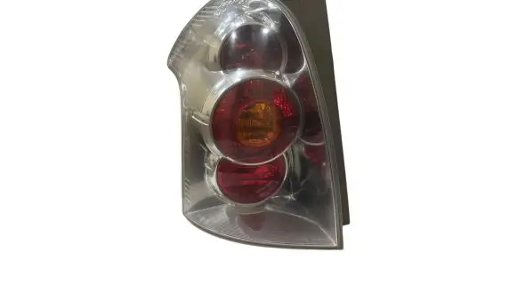 Toyota Corolla Verso E121 Rear/tail lights 0F01 R2RRS1 10173