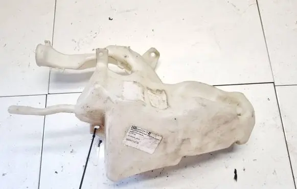 Mitsubishi Space Star Windshield washer fluid reservoir/tank 72538