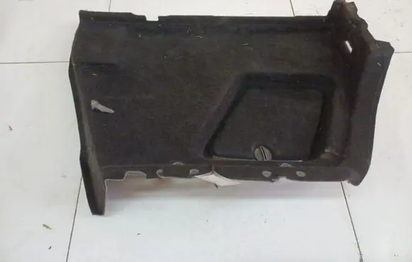 Opel Astra J Other trunk/boot trim element 13310147