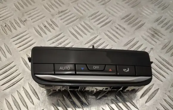 BMW 3 G20 G21 Interior fan control switch 9493012