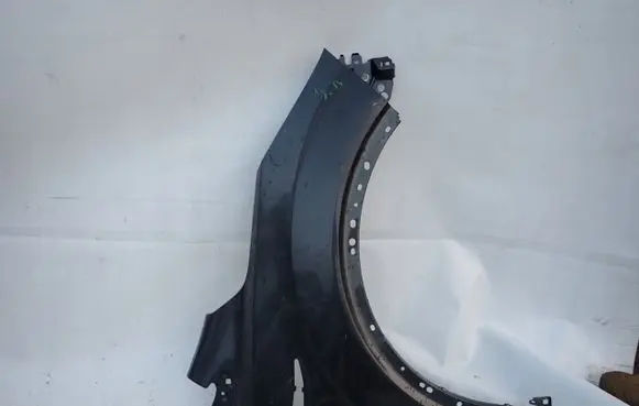 Ford Kuga II Fender S16C198AD