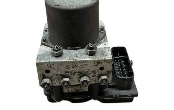 Audi A4 S4 B8 8K ABS Pump 8K0907379AA 19310240