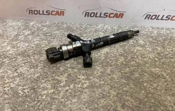Toyota Corolla E120 E130 Fuel injector 2367027020