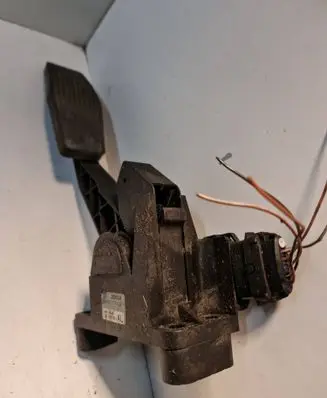 Opel Astra G Accelerator throttle pedal 0281002278 09128851 96518044