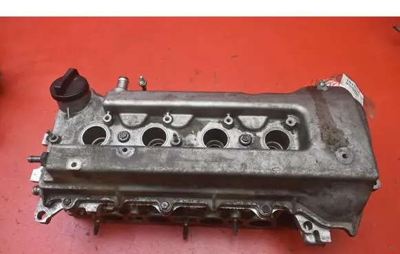 Toyota Avensis Verso Engine head 