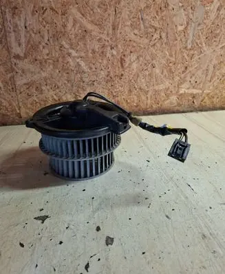 Toyota Prius (NHW20) Heater fan/blower 1940001390