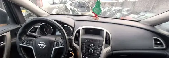 Opel Astra J Dashboard 
