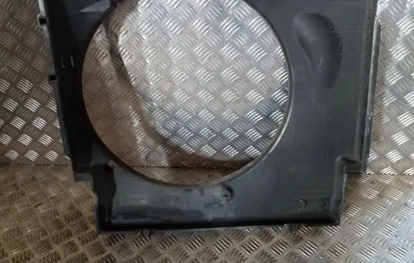 BMW 7 E65 E66 Radiator cooling fan shroud 2249458