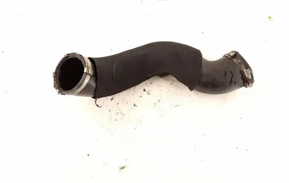 Intercooler hose/pipe