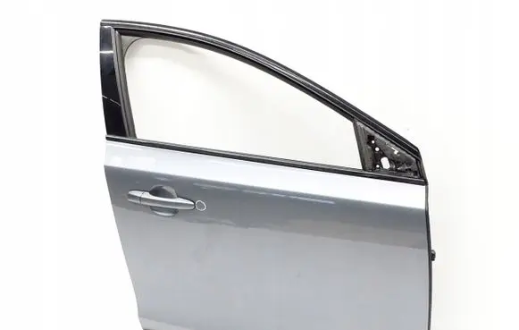 Volvo V40 Front door