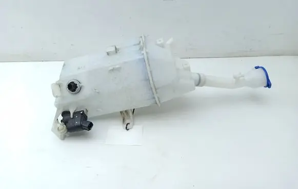 KIA Niro Windshield washer fluid reservoir/tank 98610AT000 98610AT100