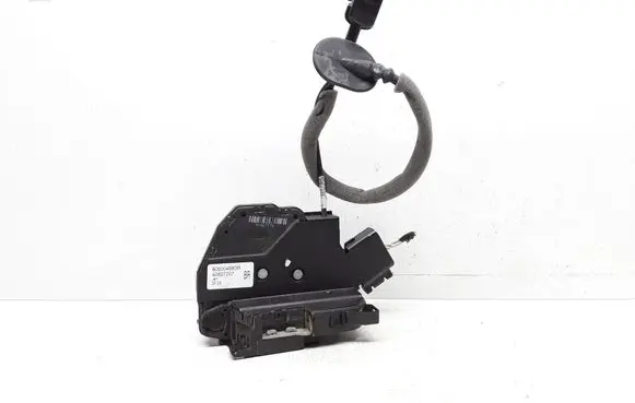 Renault Captur Front door lock 805004683R