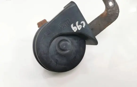 Volvo C30 Horn signal 30796711