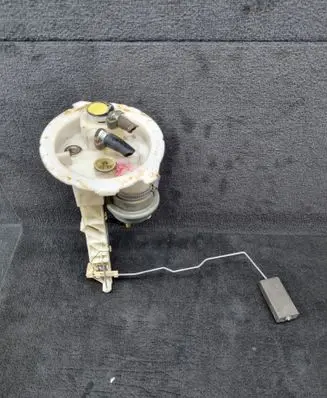 Audi A6 S6 C4 4A Fuel level sensor 443919045S 893133441