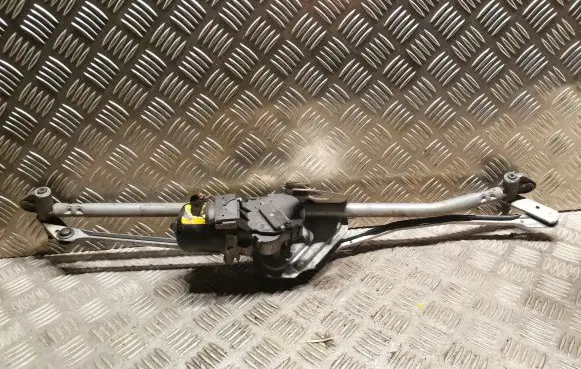 Mini One - Cooper Coupe R56 Front wiper linkage and motor 8377427