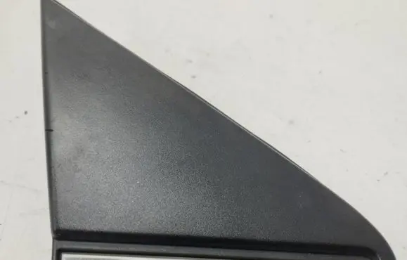 Toyota Avensis T250 Front door glass trim molding X4009928