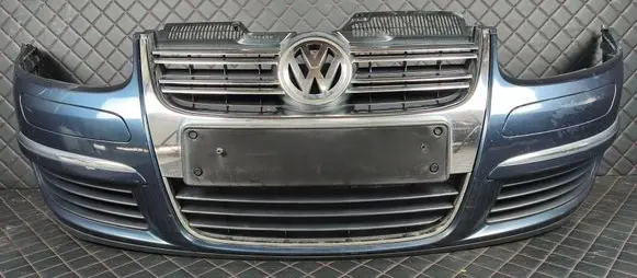 Volkswagen Golf V Front bumper