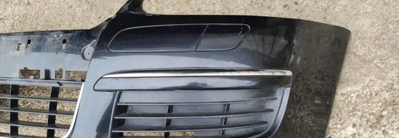 Volkswagen Golf V Front bumper 1K0807221D