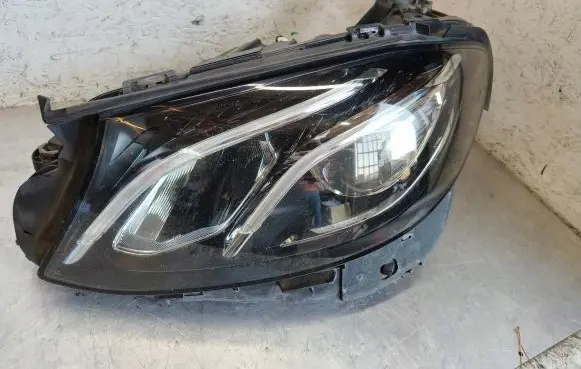 Mercedes-Benz E W213 Headlight/headlamp A2139064104