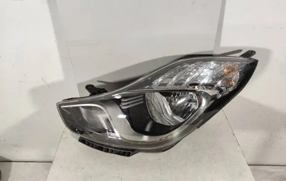 Hyundai ix20 Headlight/headlamp 921011KXXX