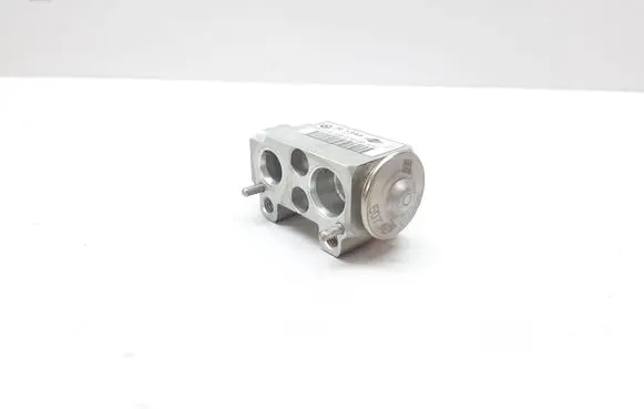 BMW 3 E90 E91 Air conditioning (A/C) expansion valve 9226078 64119226078