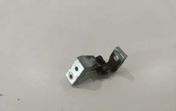 Audi A6 S6 C6 4F Rear door upper hinge 4F0833401B