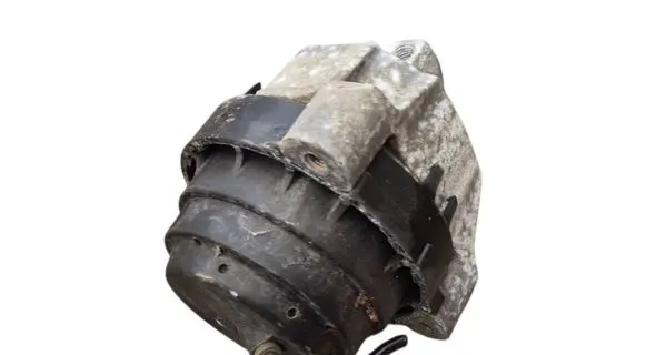 BMW 5 G30 G31 G38 Engine mount bracket 2789873 278987301
