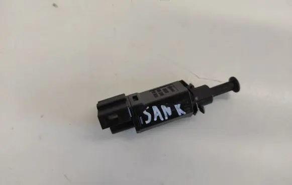 Clutch pedal sensor