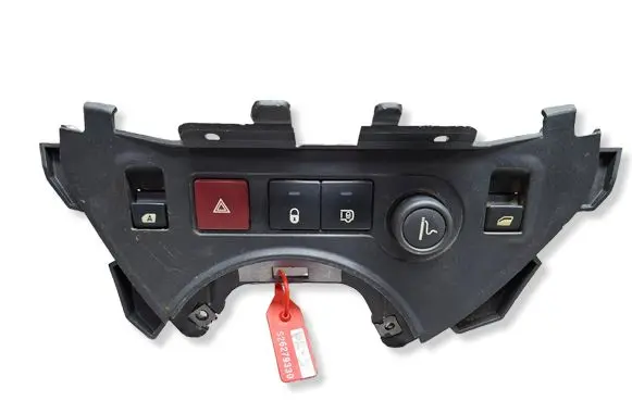 Citroen Berlingo Hazard light switch S26279330 9680931977