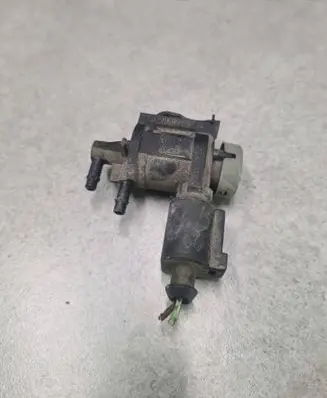 Volkswagen Caddy Turbo solenoid valve 1J0906283C