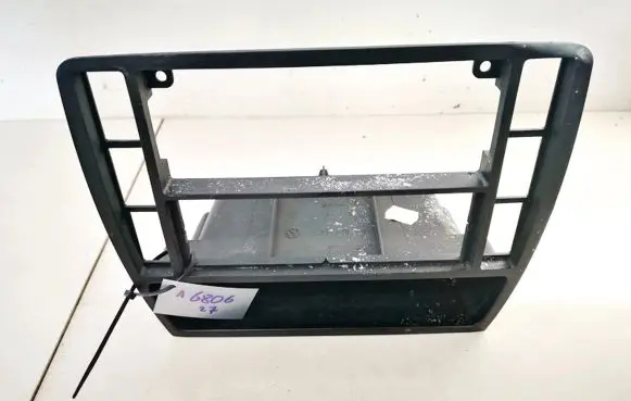 Volkswagen PASSAT B5 Other interior part 3b0858069
