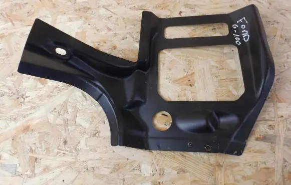 Ford Focus Front splash guards bracket JX7BN27944AA