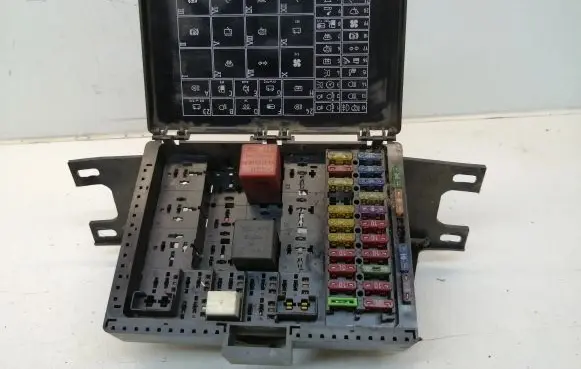 Ford Transit Fuse box set 92VB14N069AA