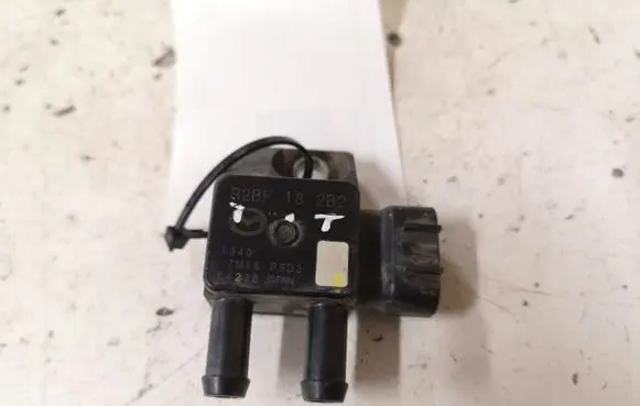 Mazda 6 Exhaust gas pressure sensor R2BF182B2 7M16PSD3 K4238