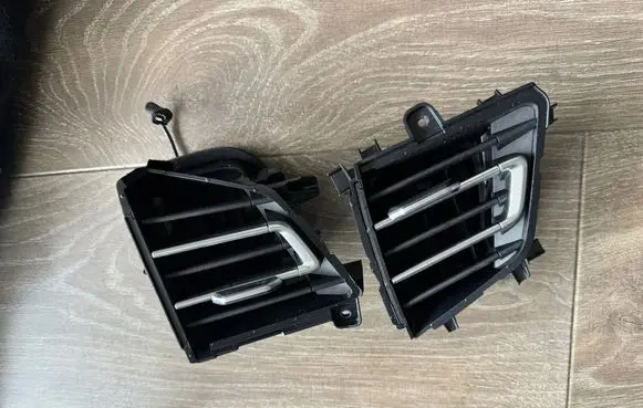 Audi Q4 Sportback e-tron Dashboard air vent grill cover trim 89C820901A 89C820902A