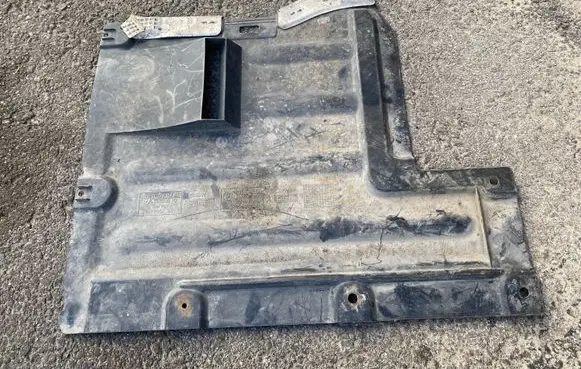 BMW 3 E92 E93 Engine splash shield/under tray 7167810 74850610