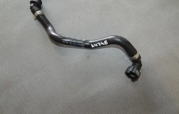 Audi Q7 4M Vacuum line/pipe/hose 4M0611931AA