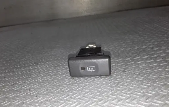 Nissan Terrano Windscreen/window heater switch