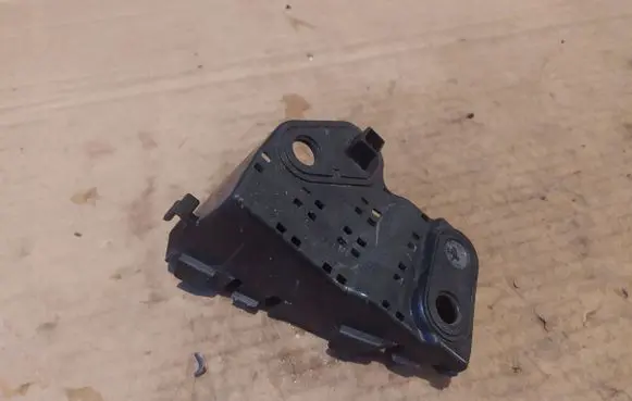 Subaru Forester SJ Rear bumper mounting bracket 57707SG060