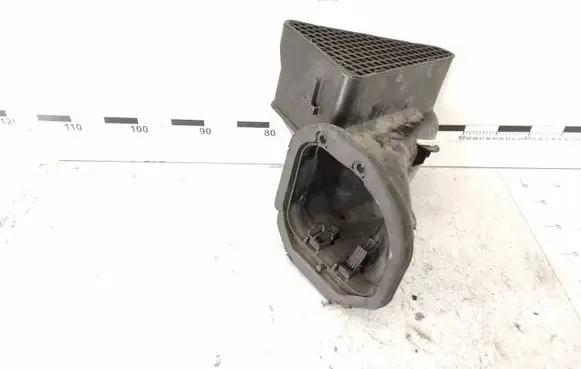 Audi Q7 4L Air intake duct part 7L0819049