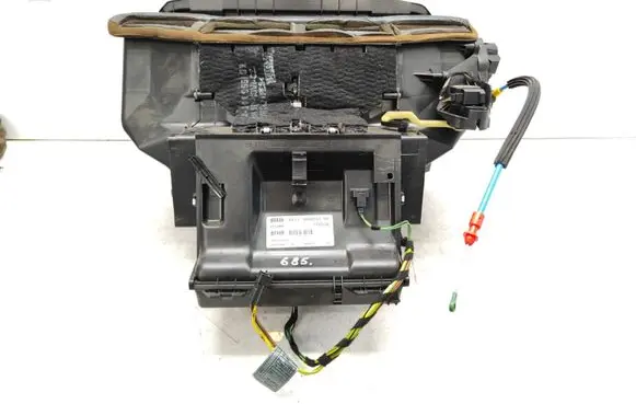 BMW X3 E83 Interior heater climate box assembly 64113400552 64116904437 6910085