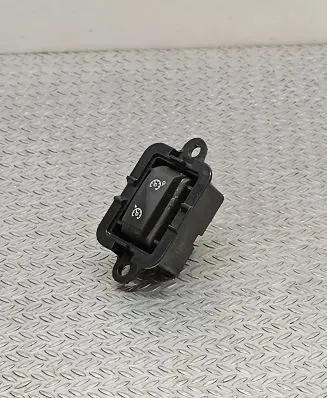 Renault Megane III Cruise control switch 1015009001