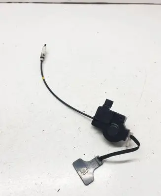 Fuel tank cap lock motor
