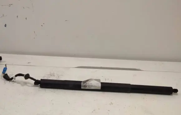 BMW X7 G07 Tailgate/trunk strut/damper 9482803 51249482803
