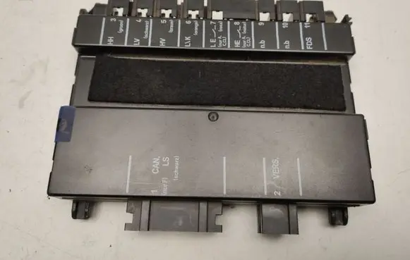 Mercedes-Benz E W211 Seat control module a2118204185