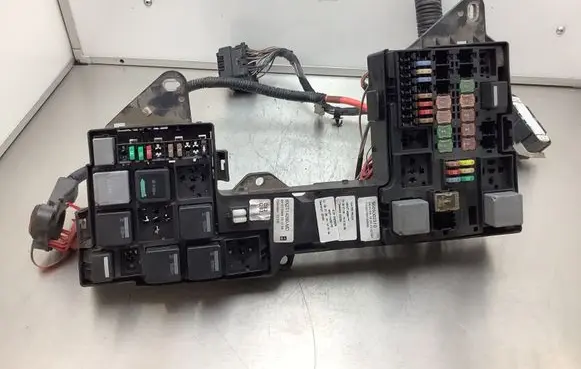 Jaguar XF X250 Fuse box set 5605002310 8X2T14290MD 8X2T1H290MD
