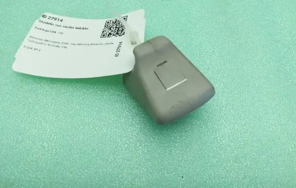 Sun visor clip/hook/bracket