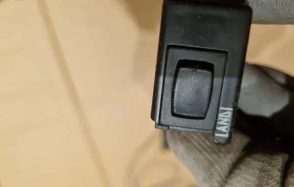 Volkswagen PASSAT Fuel (gas) shift switch DAA10