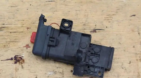 BMW 7 E65 E66 Fuse module 18607000000